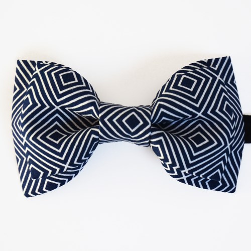 Nœud modèle Harper motif bleue squares game