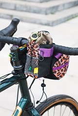 13952_4_C.POUKI AMONO Snackbag unique.jpg